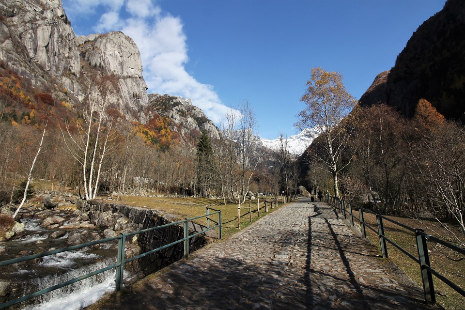 sentiero val di mello 6