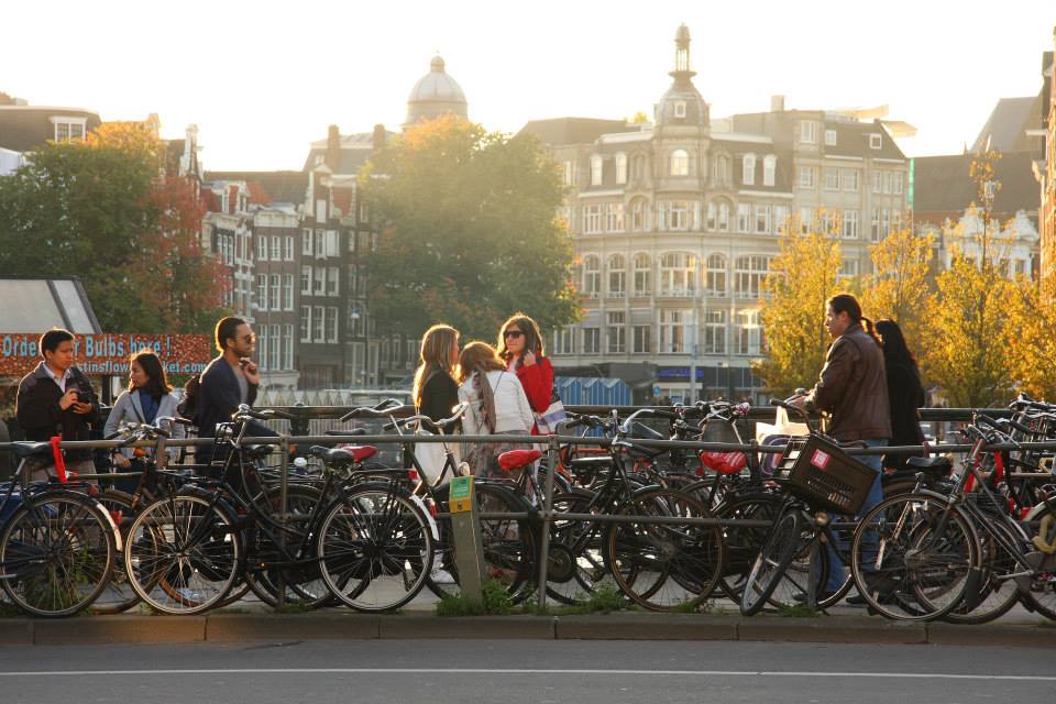 In giro per Amsterdam. A spasso tra luci rosse e&nbsp;canali