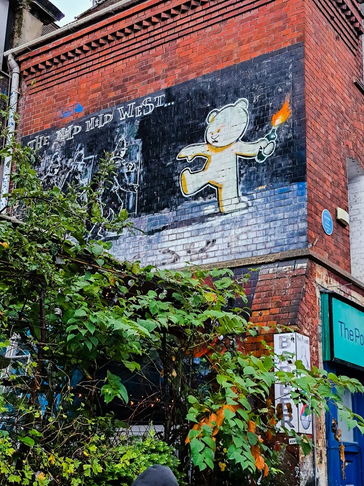 bristol banksy
